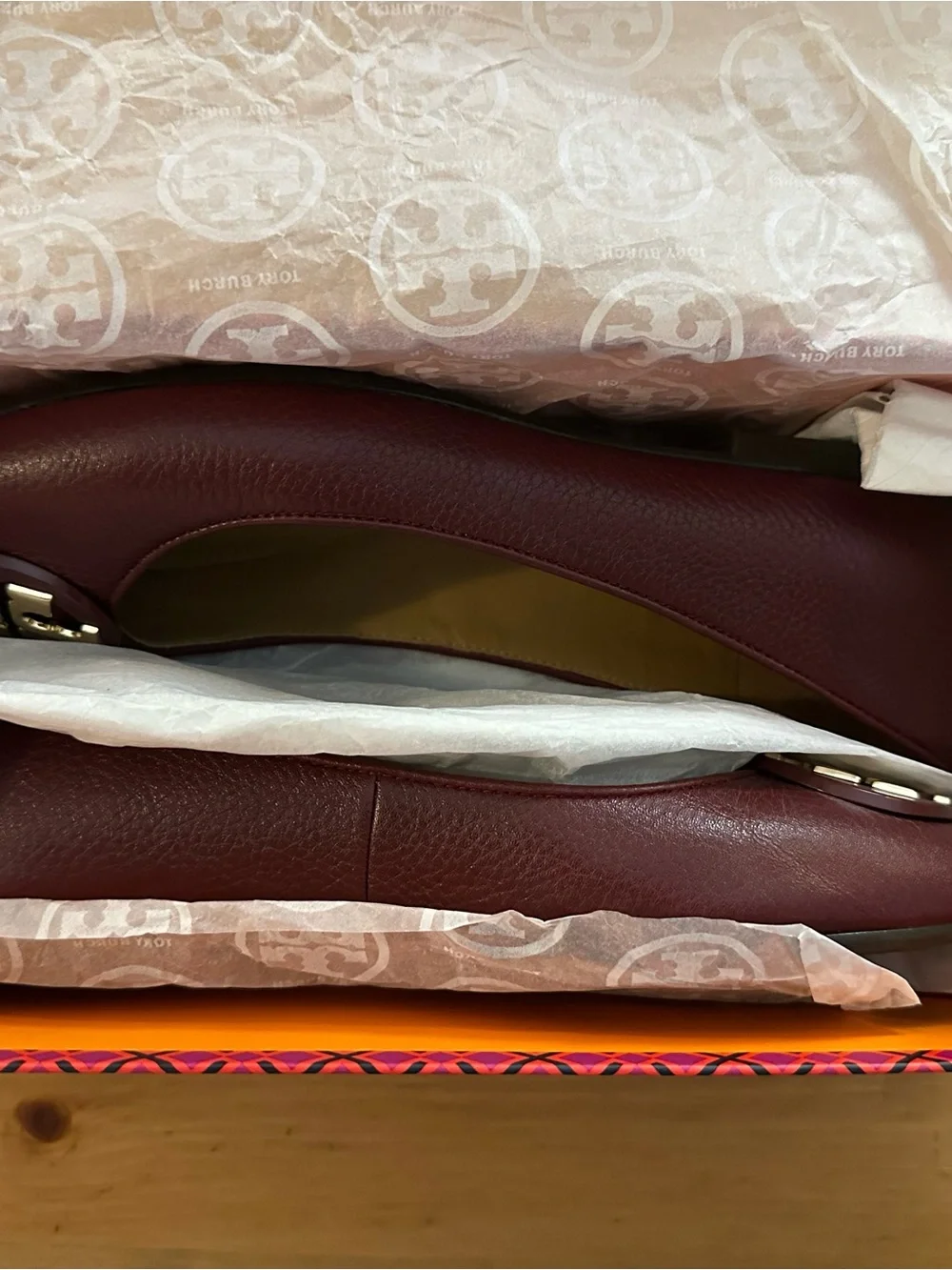 Tory Burch Claire Ballet Flats – Black Tumbled Leather – Size 7 – New in Box